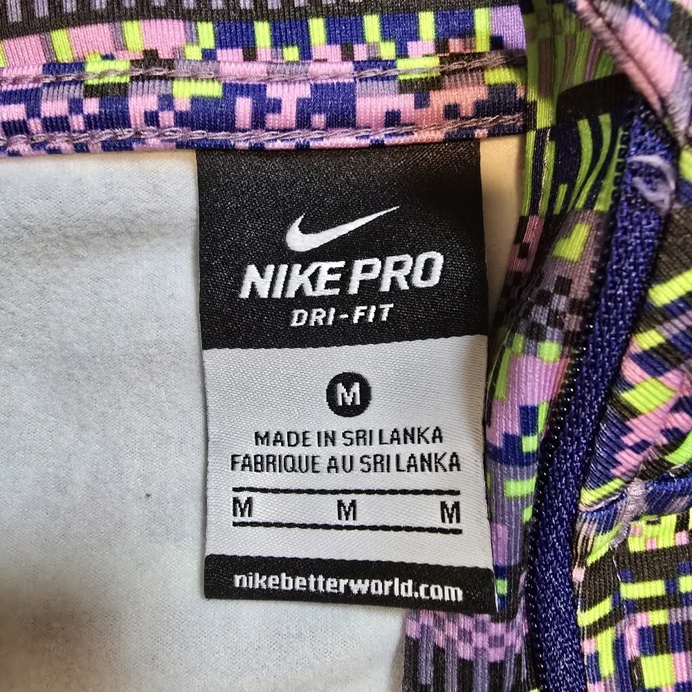 Nike Pro Athletic Top